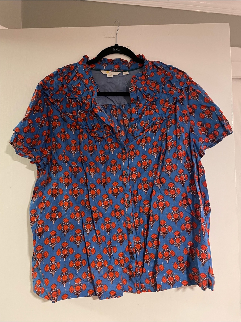 Boden cotton blouse, ruffle neck, button up, sz 16